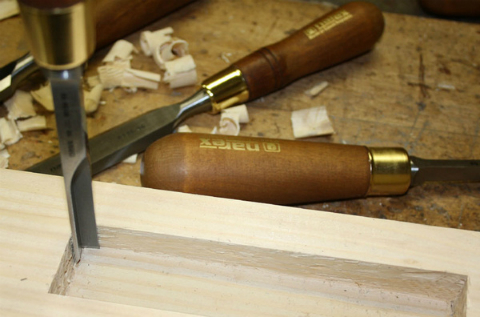 Стамеска для выравнивания углов Narex Wood Line Plus угловая 10 мм